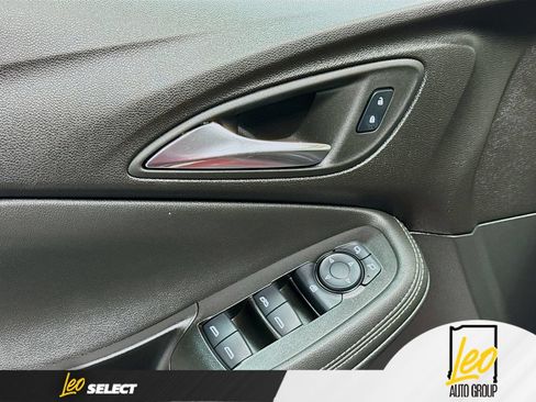 Used 2024 Buick Encore GX Sport Touring w/ Comfort Package AWD/4WD image 20