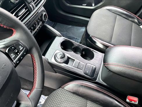 Used 2024 Ford Escape ST-Line image 15