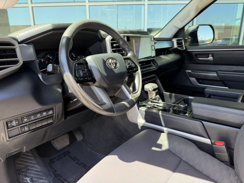 Used 2022 Toyota Tundra SR5 w/ Convenience Package RWD image 32
