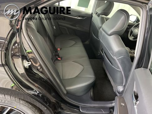 Used 2023 Toyota Camry SE w/ Cold Weather Package image 22