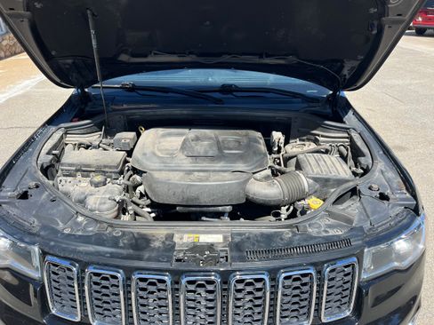 Used 2020 Jeep Grand Cherokee Limited w/ Trailer Tow Group IV AWD/4WD image 19