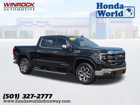 Used 2024 GMC Sierra 1500 SLT w/ SLT Premium Plus Package AWD/4WD image 1