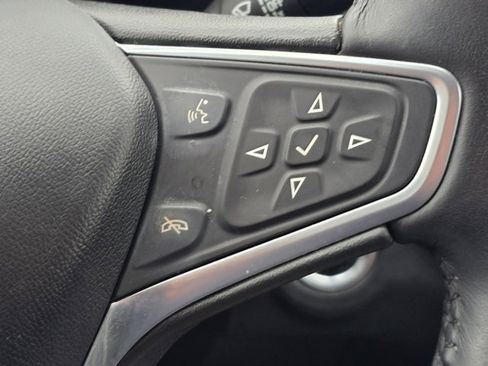 Used 2022 Chevrolet Equinox LT image 35