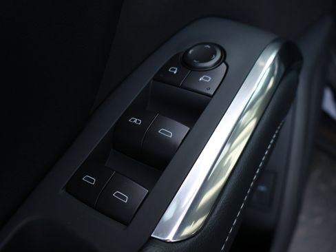 New 2026 Chevrolet Traverse LT w/ Midnight/Sport Edition FWD image 7