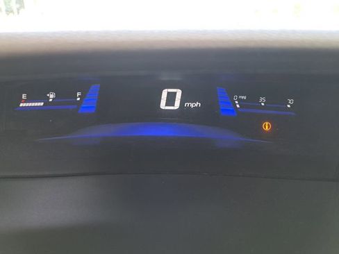 Used 2014 Honda Civic LX image 9