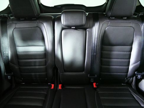 Used 2017 Ford Escape Titanium FWD image 13