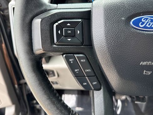 Used 2020 Ford F150 XLT w/ Equipment Group 302A Luxury image 14