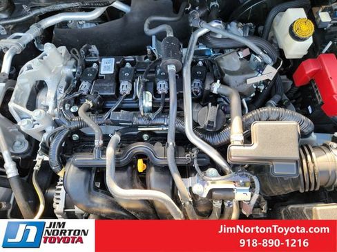 Used 2025 Nissan Kicks SR w/ SR Premium Package AWD/4WD image 32