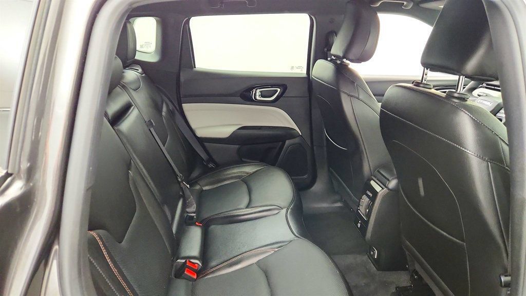 Used 2023 Jeep Compass Limited w/ Elite Group AWD/4WD image 21