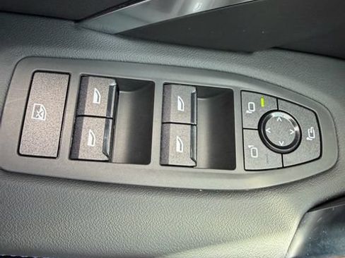 Used 2026 BMW X1 M35i w/ Technology Package AWD/4WD image 35