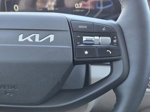 New 2026 Kia Sportage SX FWD image 24