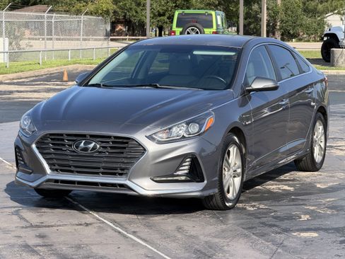 Used 2018 Hyundai Sonata SEL w/ Cargo Package FWD image 5