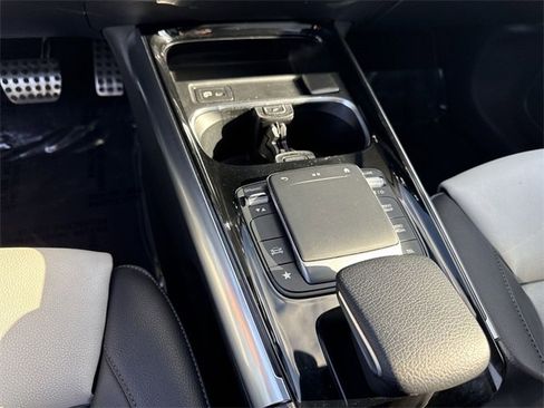 Used 2021 Mercedes-Benz GLA 250 image 20