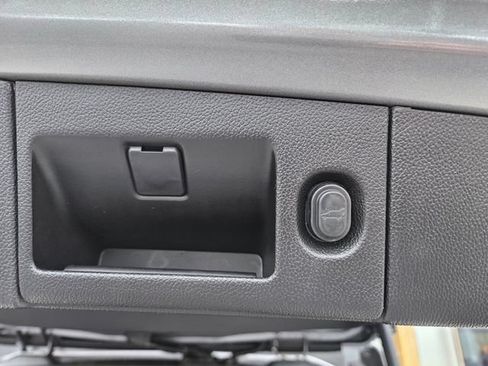 Used 2020 Chevrolet Tahoe LT AWD/4WD image 13