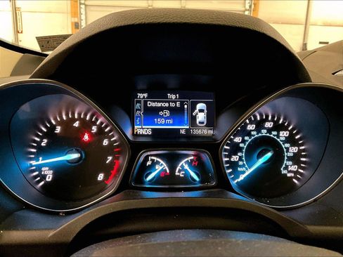 Used 2015 Ford Escape SE w/ Equipment Group 201A AWD/4WD image 19