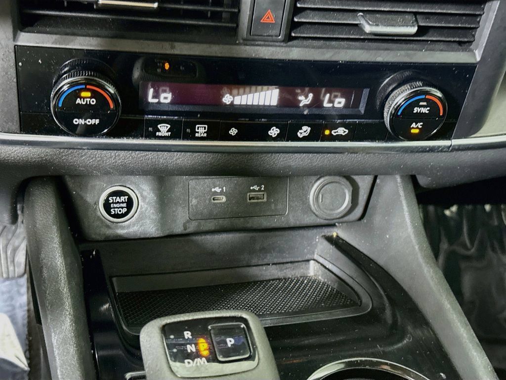Certified 2023 Nissan Rogue SV AWD/4WD image 7