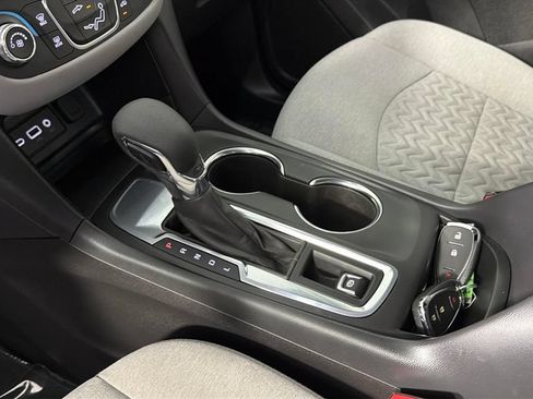Certified 2024 Chevrolet Equinox LS w/ LS Convenience Package FWD image 23