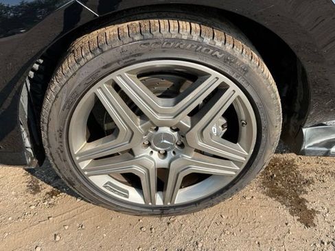 Used 2014 Mercedes-Benz ML 63 AMG 4MATIC image 13