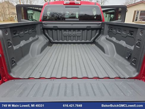 Used 2025 GMC Canyon AT4 w/ Nightfall Edition image 12