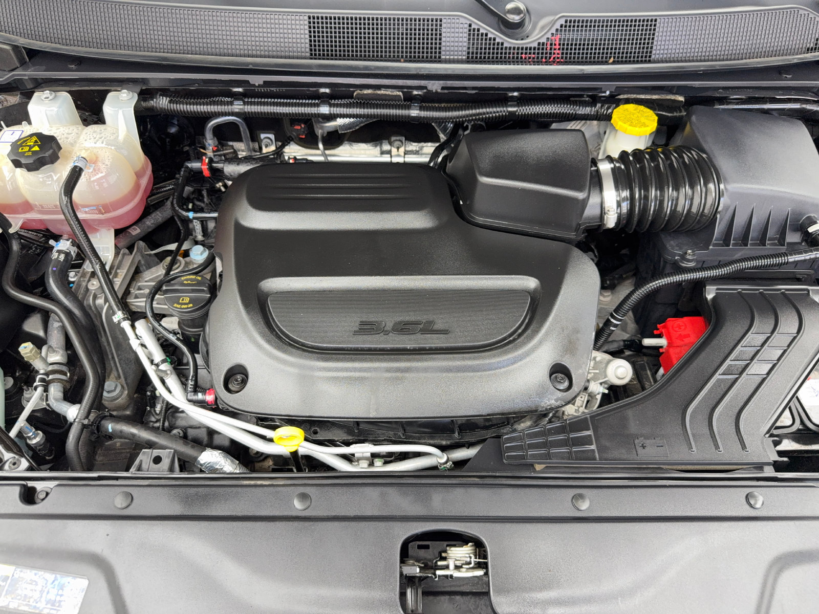 Used 2023 Chrysler Pacifica Touring-L FWD image 53
