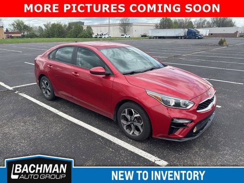 Used 2020 Kia Forte LXS image 2