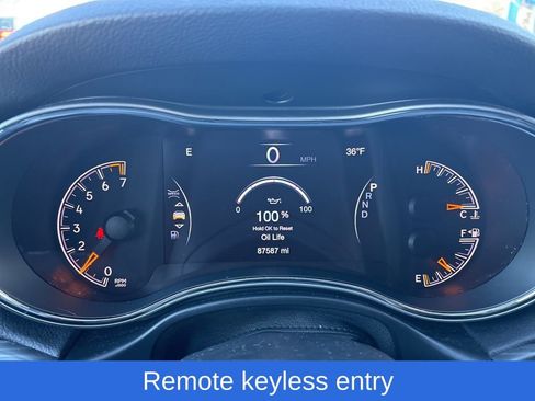 Used 2019 Jeep Grand Cherokee Altitude image 9