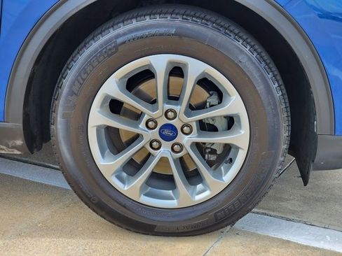 Certified 2022 Ford Escape SE w/ Convenience Package image 10