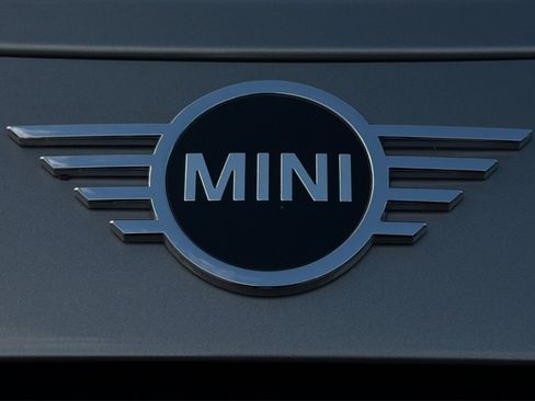 Used 2021 MINI Cooper S w/ Premium Package image 44