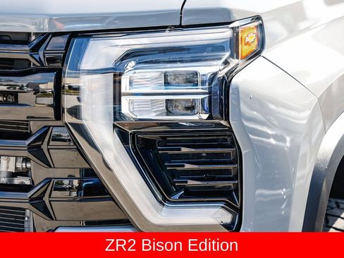 Used 2024 Chevrolet Silverado 2500 ZR2 w/ ZR2 Bison Edition AWD/4WD image 7