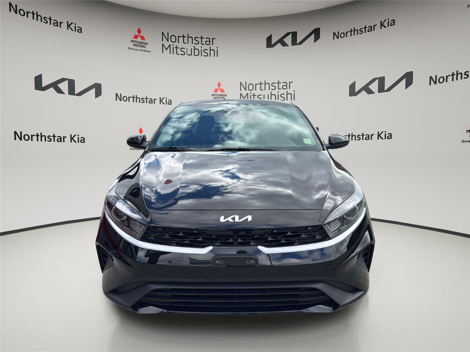 Used 2023 Kia Forte LXS FWD image 10