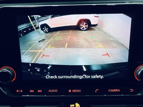Used 2023 Nissan Altima 2.5 SV FWD image 31