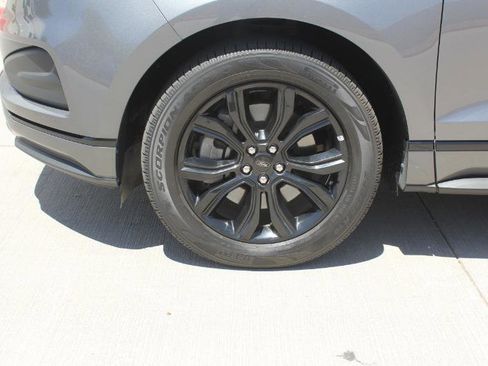Used 2022 Ford Edge SE w/ Black Appearance Package AWD/4WD image 36