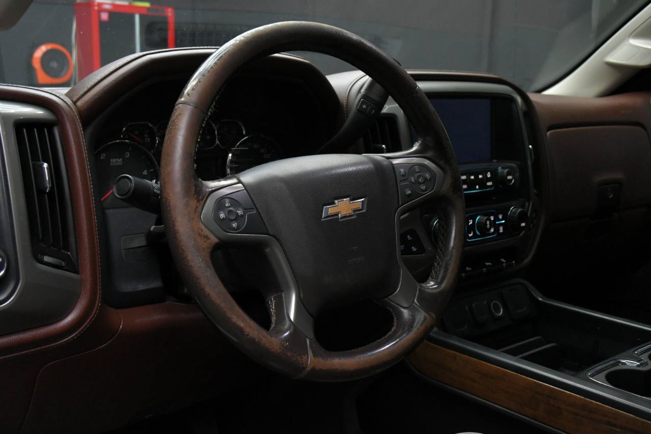 Used 2015 Chevrolet Silverado 2500 High Country AWD/4WD image 18