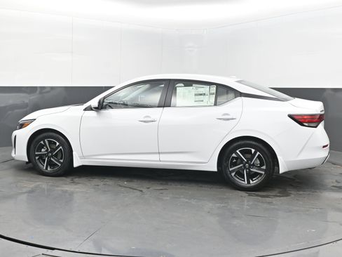 New 2025 Nissan Sentra SV w/ All-Weather Package image 5