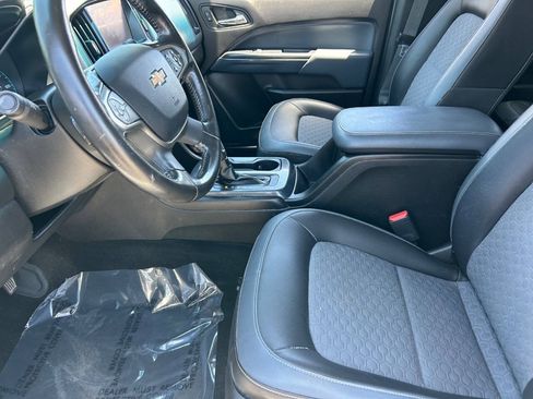 Used 2018 Chevrolet Colorado Z71 RWD image 24