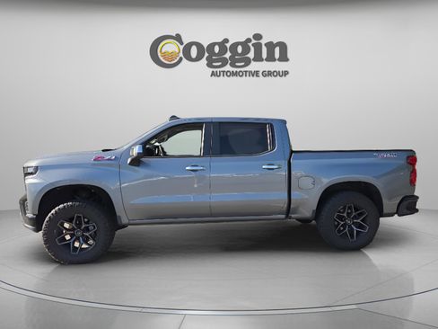 Used 2020 Chevrolet Silverado 1500 LT Trail Boss image 2