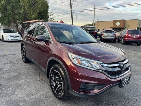 Used 2016 Honda CR-V SE image 2