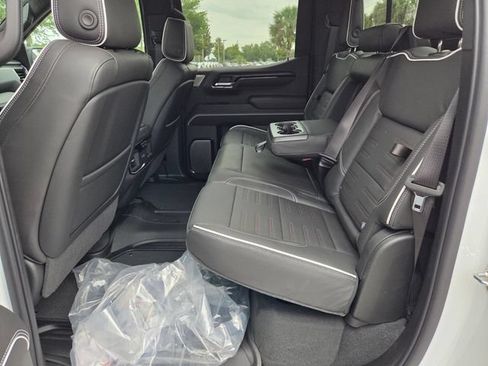 New 2026 GMC Sierra 1500 AT4X AWD/4WD image 8