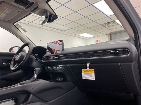 New 2026 Honda HR-V EX-L image 14