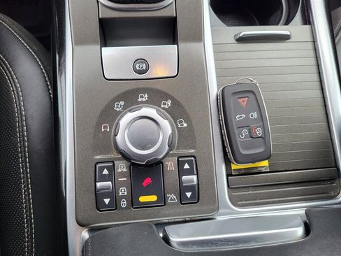 Used 2011 Land Rover Range Rover Sport HSE LUX AWD/4WD image 10