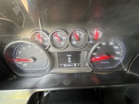 Used 2020 Chevrolet Silverado 2500 Custom w/ Custom Value Package image 20