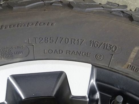 New 2024 Jeep Wrangler Unlimited Rubicon w/ Convenience Group image 48