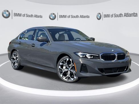 New 2026 BMW 330i Sedan w/ Premium Package RWD image 2