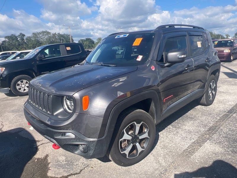 Used 2019 Jeep Renegade Trailhawk AWD/4WD image 2