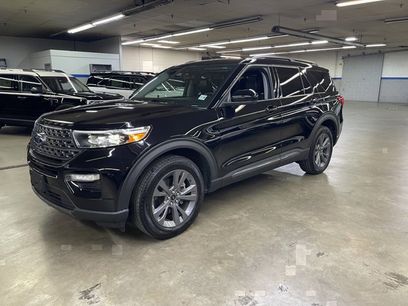 Certified 2022 Ford Explorer XLT w/ Equipment Group 202A