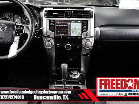 Used 2022 Toyota 4Runner SR5 Premium w/ Moonroof Package AWD/4WD image 19