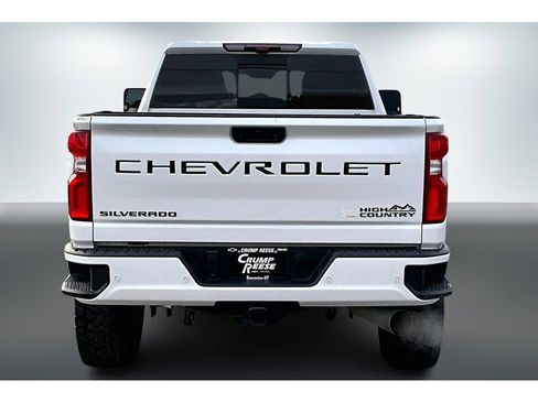 Used 2024 Chevrolet Silverado 3500 High Country w/ High Country Premium Package image 5