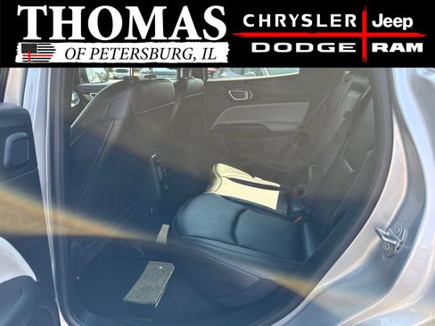 Used 2025 Jeep Compass Limited w/ Sun & Sound Group AWD/4WD image 23