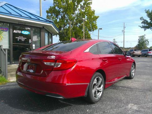 Used 2020 Honda Accord EX image 5