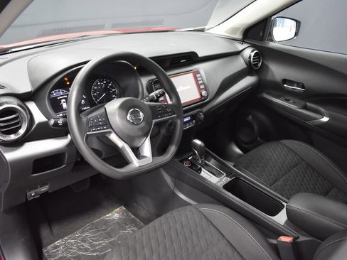 Used 2021 Nissan Kicks SV FWD image 4